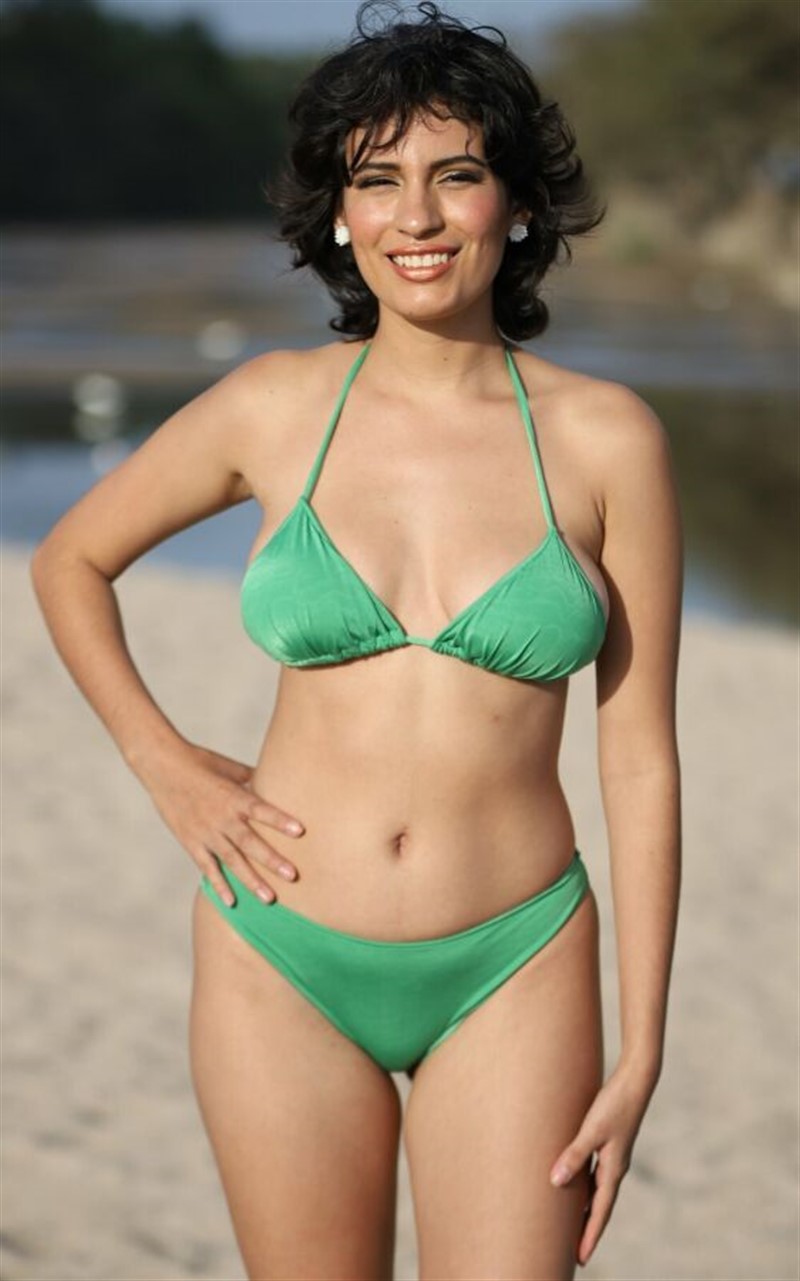 Chicas Brunes - 449