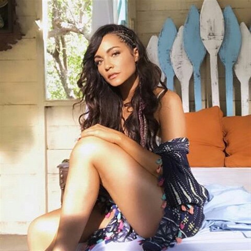 Sharlene Taule - 03
